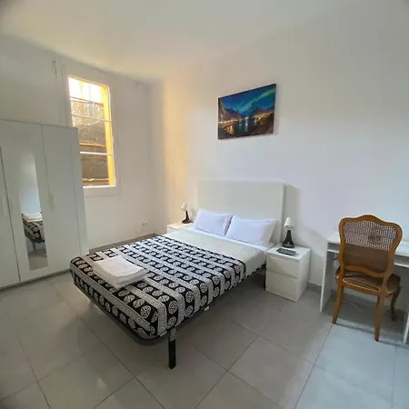 Apartment Habitacion Para Tu Estadia Corta En Bcn