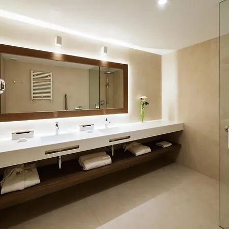 Hotel Lamaro Barcelona