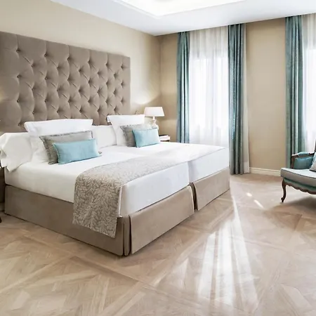Lamaro Отель 5*