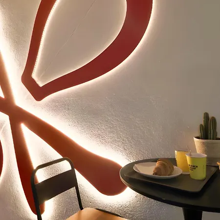 Ideal Youth Albergue Barcelona