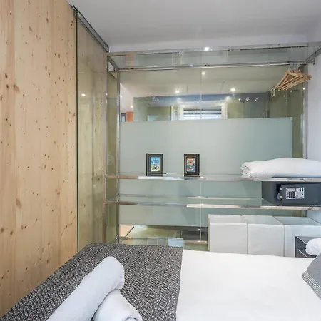 My Space Brand New In City Center * Barcelona