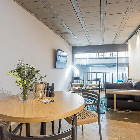 My Space Brand New In City Center Apartment