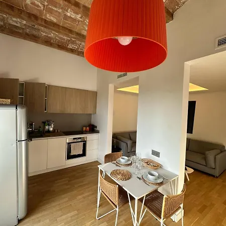 Sunny Days Apartment *