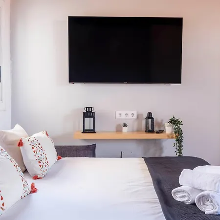Atico Con Terraza Plz. Espana / Fira Apartamento