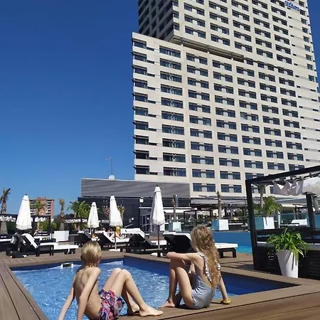 Hotel Hilton Diagonal Mar 4*