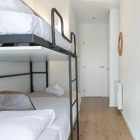 Chic And Modern In Gracia