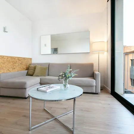 Chic And Modern In Gracia Апартаменты *