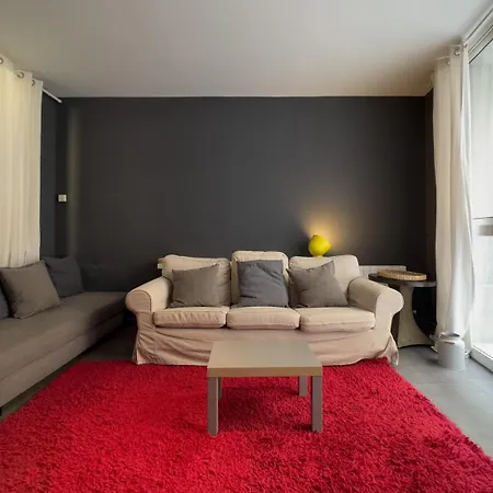 Ainb Sants Appartement *