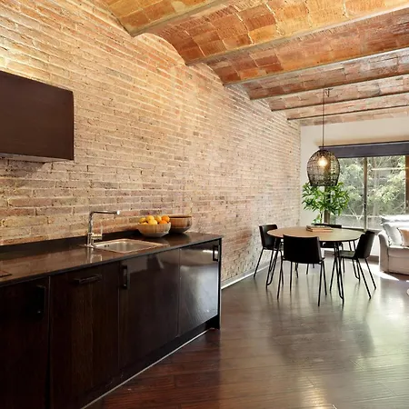Bc0cr012v1 -valencia P1 - Urban Retreat Apartment