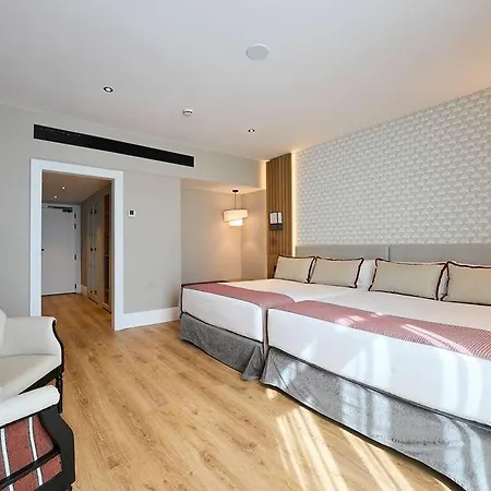 Hotel Catalonia Ramblas 4* Sup 4*