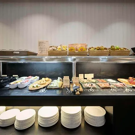Hotel Catalonia Rigoletto 4*
