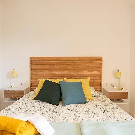 Magnificent Views, 3 Bedrooms, Terrace Apartment Barcelona