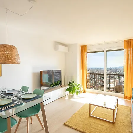 Magnificent Views, 3 Bedrooms, Terrace Apartment Barcelona