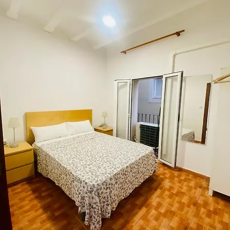 Apartment 031 Center Barca 4 1 *