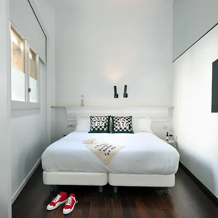 Hotel Chic & Basic Born Boutique