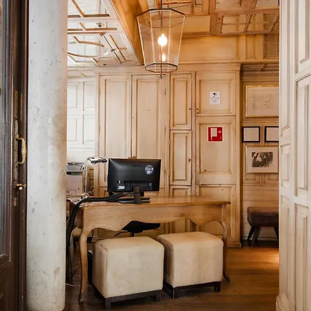 Do Placa Reial Powered By Sonder Hotel