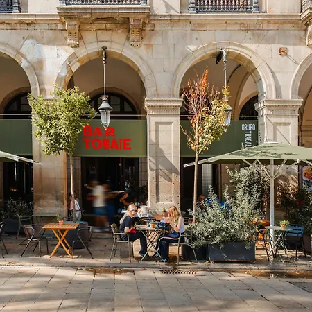 Do Placa Reial Powered By Sonder Hotel