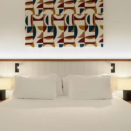 H10 Urquinaona Plaza (adults Only) 4*