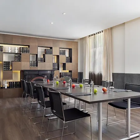 H10 Urquinaona Plaza (adults Only) Hotel