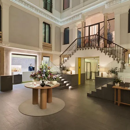 Hotel H10 Urquinaona Plaza (adults Only) Barcelona