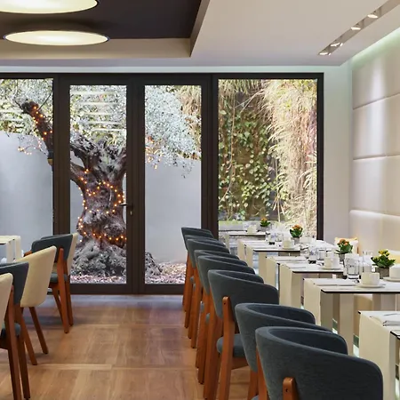 Hotel H10 Urquinaona Plaza (adults Only)