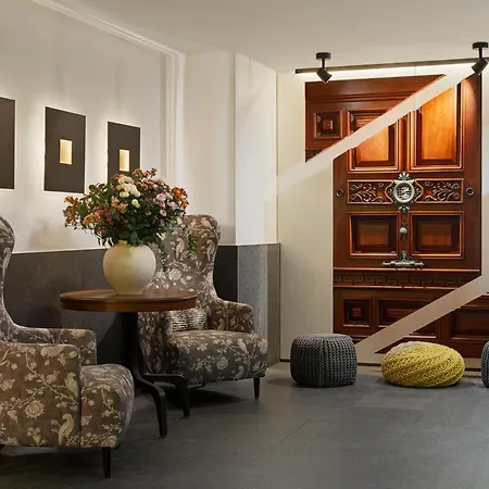 H10 Urquinaona Plaza (adults Only) Barcelona
