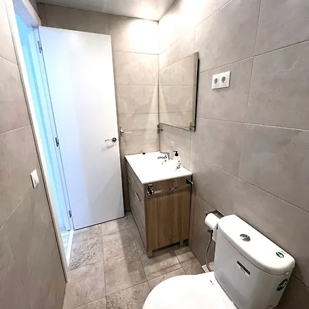 1 Cerca Sants-estacion Apartment *