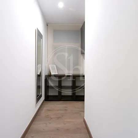 Apartment Familiar Cerca De Sagrada Familia