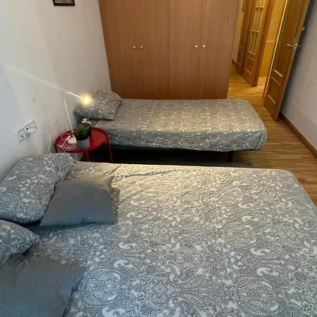 Bruc 3 Hostel *