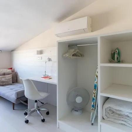 Apartment Penthouse With Private Terrace In The Center