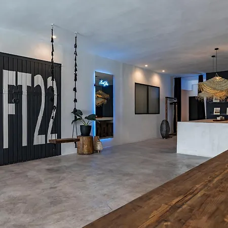 Luxury Close To The Apartment *