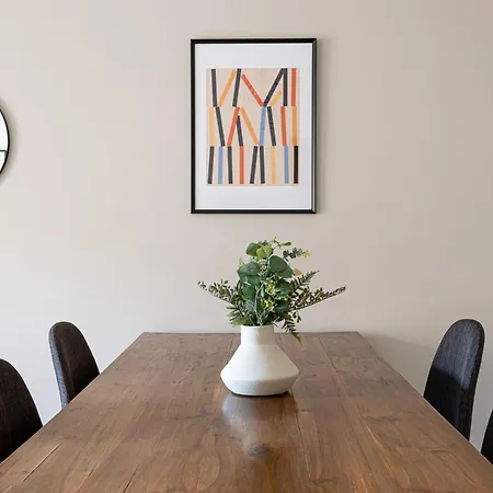 Lovely&cozy In Born Apartment