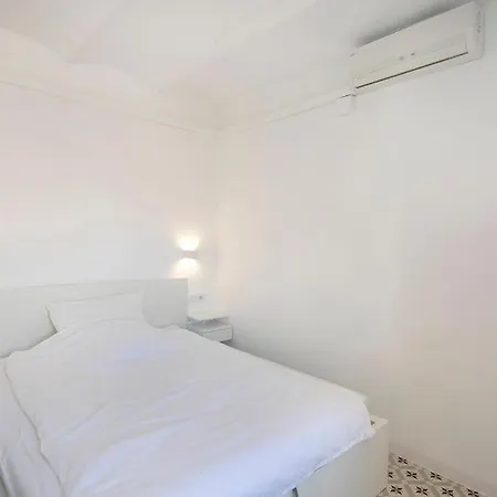 Awesome Stylish Flat Barceloneta * Barcelona