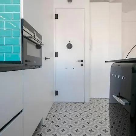 Awesome Stylish Flat Barceloneta Apartment