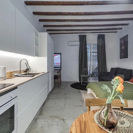 Luxury Born Apartment *
