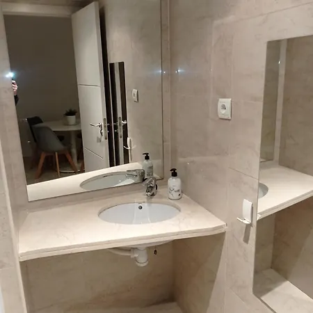 Apartment Apartment-loft Sagrada Famila L5 Metro Exit Barcelona
