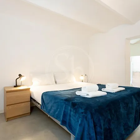 En Villarroel Apartment Barcelona
