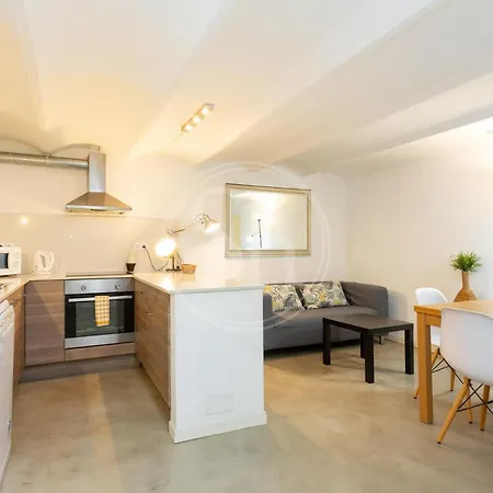 Apartment En Villarroel Barcelona