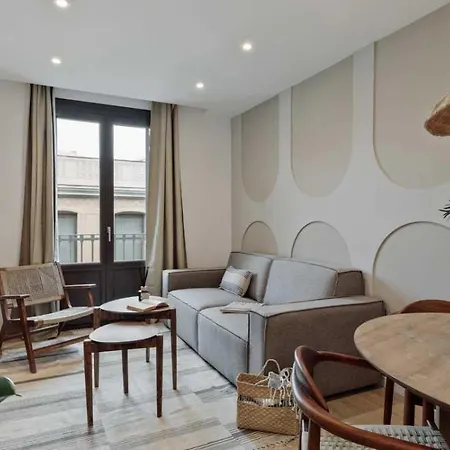 Luxury 2br Born Area Apartment