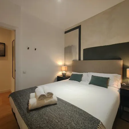 2br Central Location Apartment Barcelona
