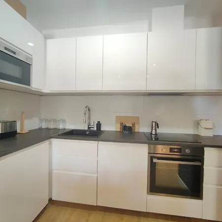 2br Central Location Apartment Barcelona