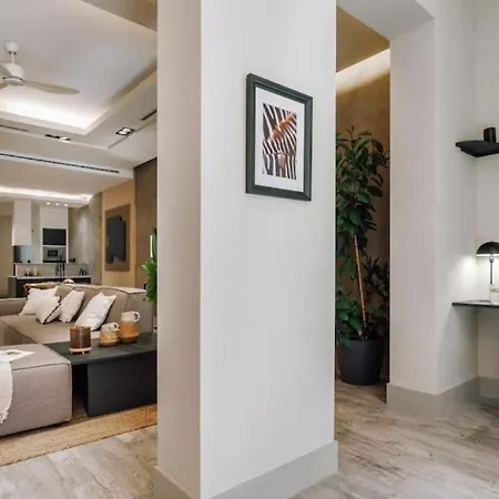 Matadi - One Bedroom And Terrace In Eixample Esquerra Barcelona