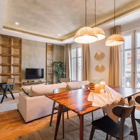 Salonga - 1 Bedroom And Balcony In Eixample Esquerra Apartment