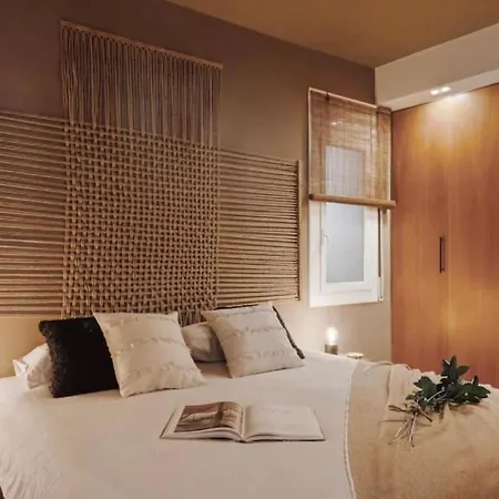 Babinga - 3 Bedroom And Balcony In Eixample Esquerra Apartment