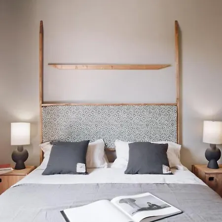 Hemba - 3 Bedroom And Balcony In Gracia Apartment Barcelona