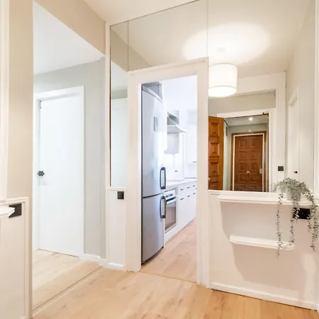 Coliving Gran Via Carlos Iii Pensionat Barcelona
