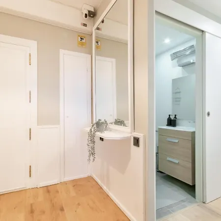 Coliving Gran Via Carlos Iii Pensión *