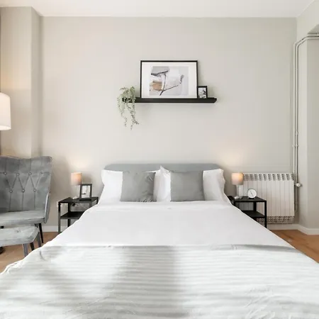 Coliving Gran Via Carlos Iii *