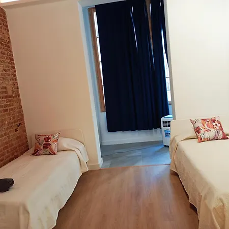 By Universitat Private Hostel