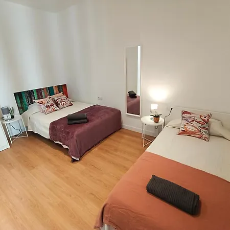 By Universitat Private Hostel *